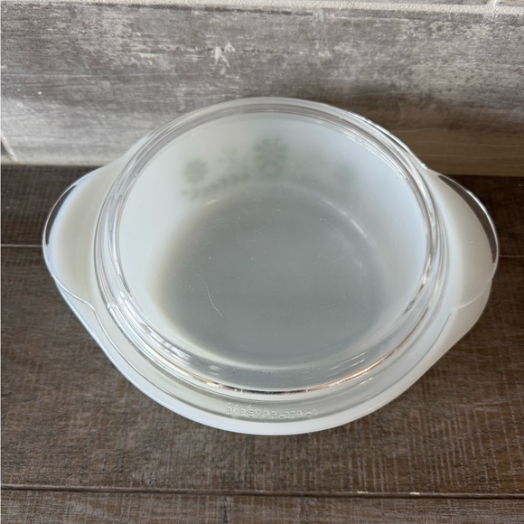 Vintage 1970's Glasbake Green Daisy Pattern Casserole Baking Dish 9”X3”with lid - Picture 4 of 7